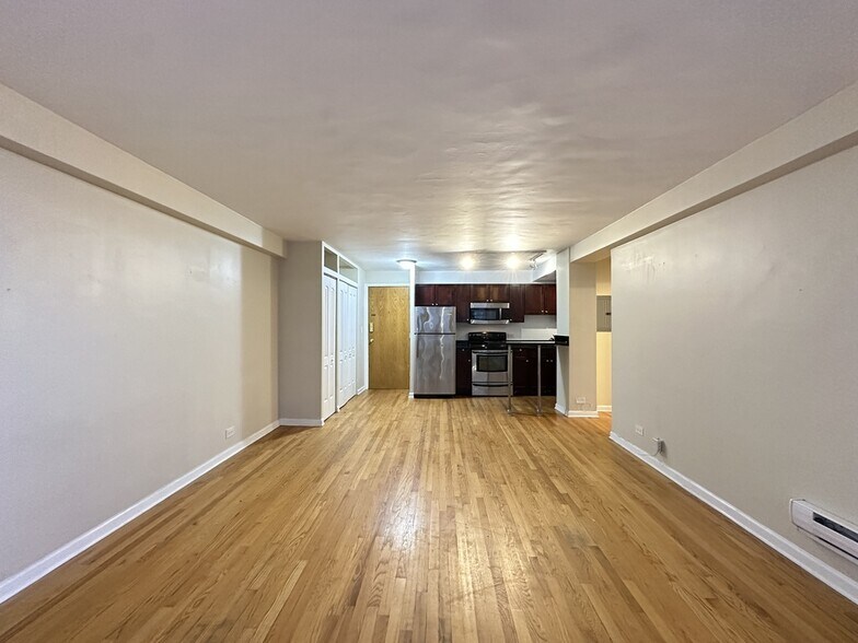 Building Photo - 4180 N Marine Dr