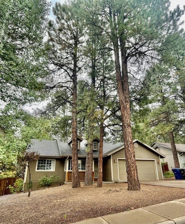 Building Photo - Fully Furnished West-Flagstaff House (Aspe...