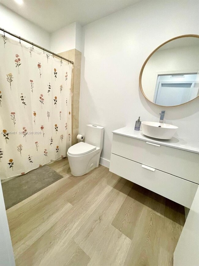 Building Photo - 2525 SW 3rd Ave