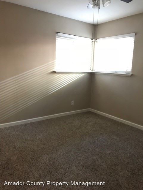 Building Photo - 3 br, 2 bath House - 14245 Pine Grove Volc...