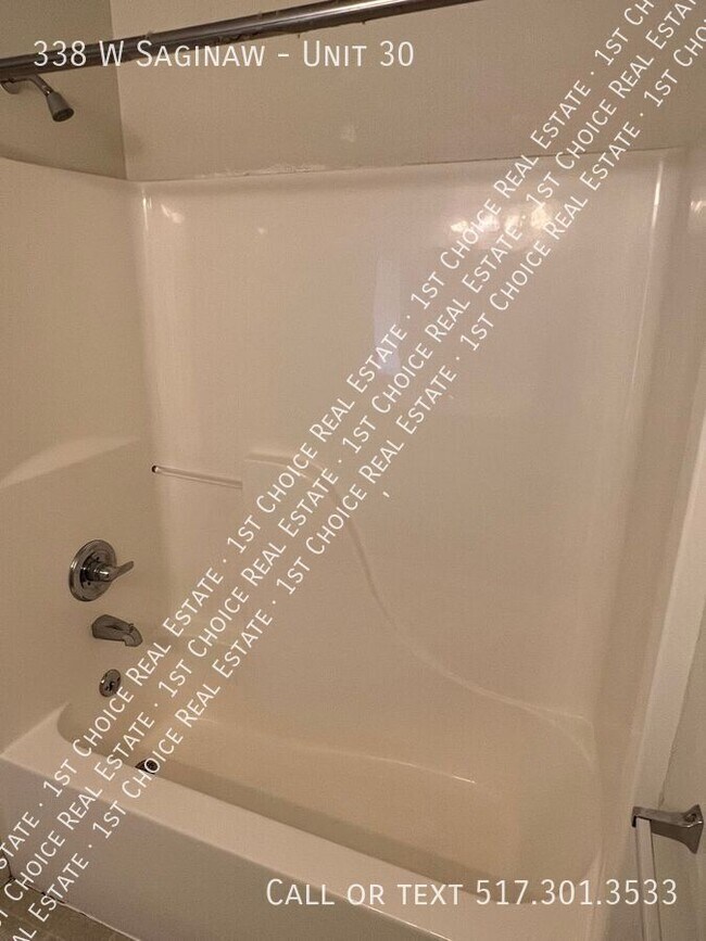 Building Photo - 338 W Saginaw-Unit 30