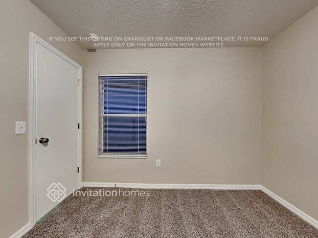 Building Photo - 5029 Gandross Ln