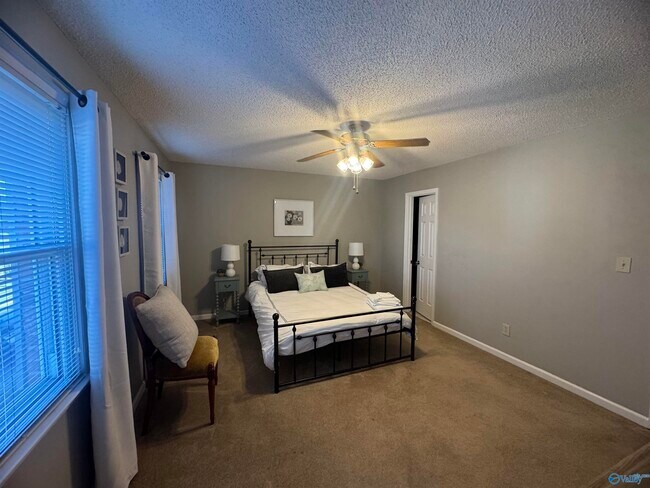 Building Photo - 6928 Steeplechase Dr NW