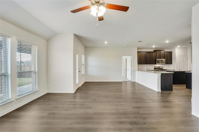 Building Photo - 500 Cowboy Wy