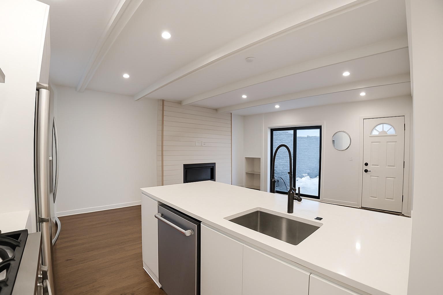 Kitchen - 2026 N Cleveland Ave