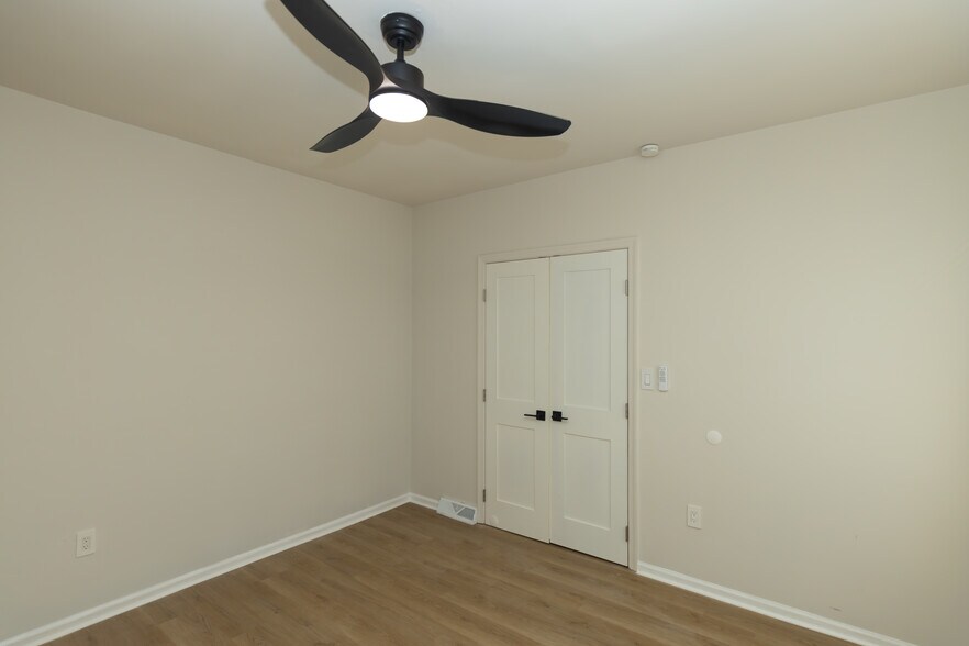 1st Floor Bedroom - 306 N Harrison St