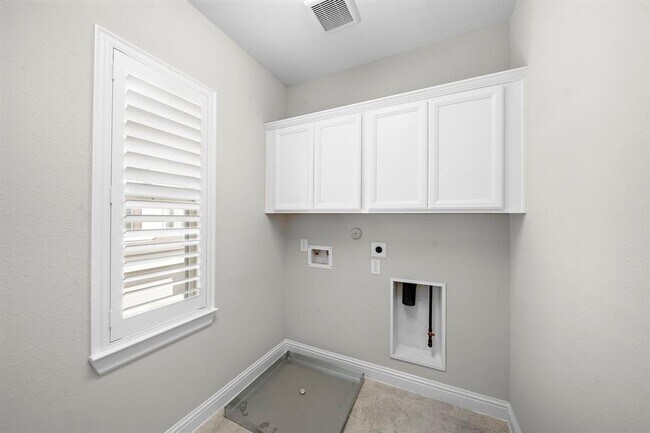 Building Photo - 1405 Arkley Way
