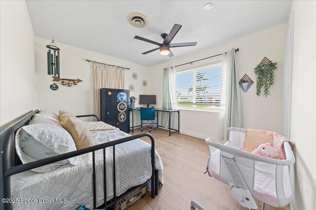 Building Photo - 160 Melaleuca Dr