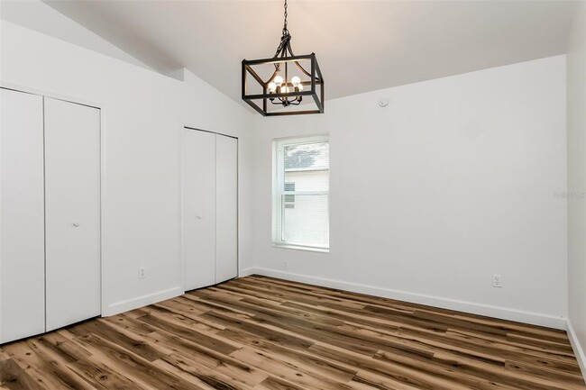 Building Photo - 5638 Piney Ridge Dr