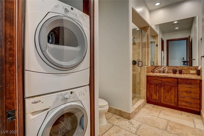 Building Photo - 1608 Liege Dr