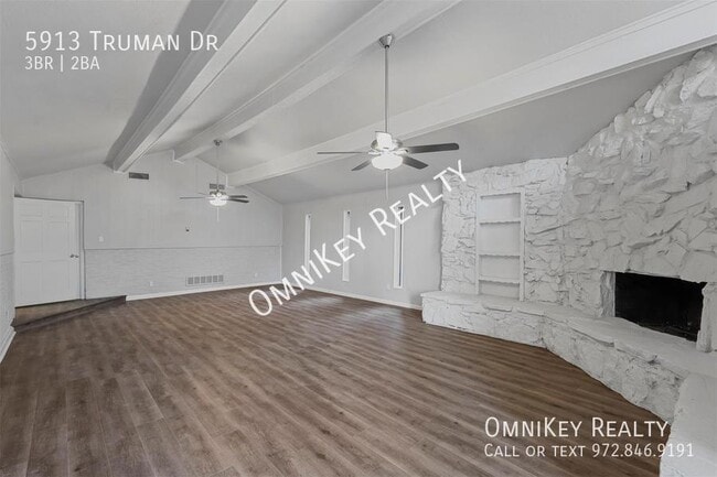 Building Photo - 5913 Truman Dr