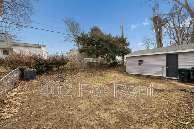 Building Photo - 3111 S 40th St