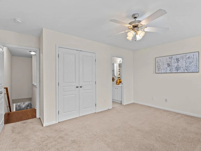 Building Photo - Earn Wealth While Leasing - Like a Homeown...