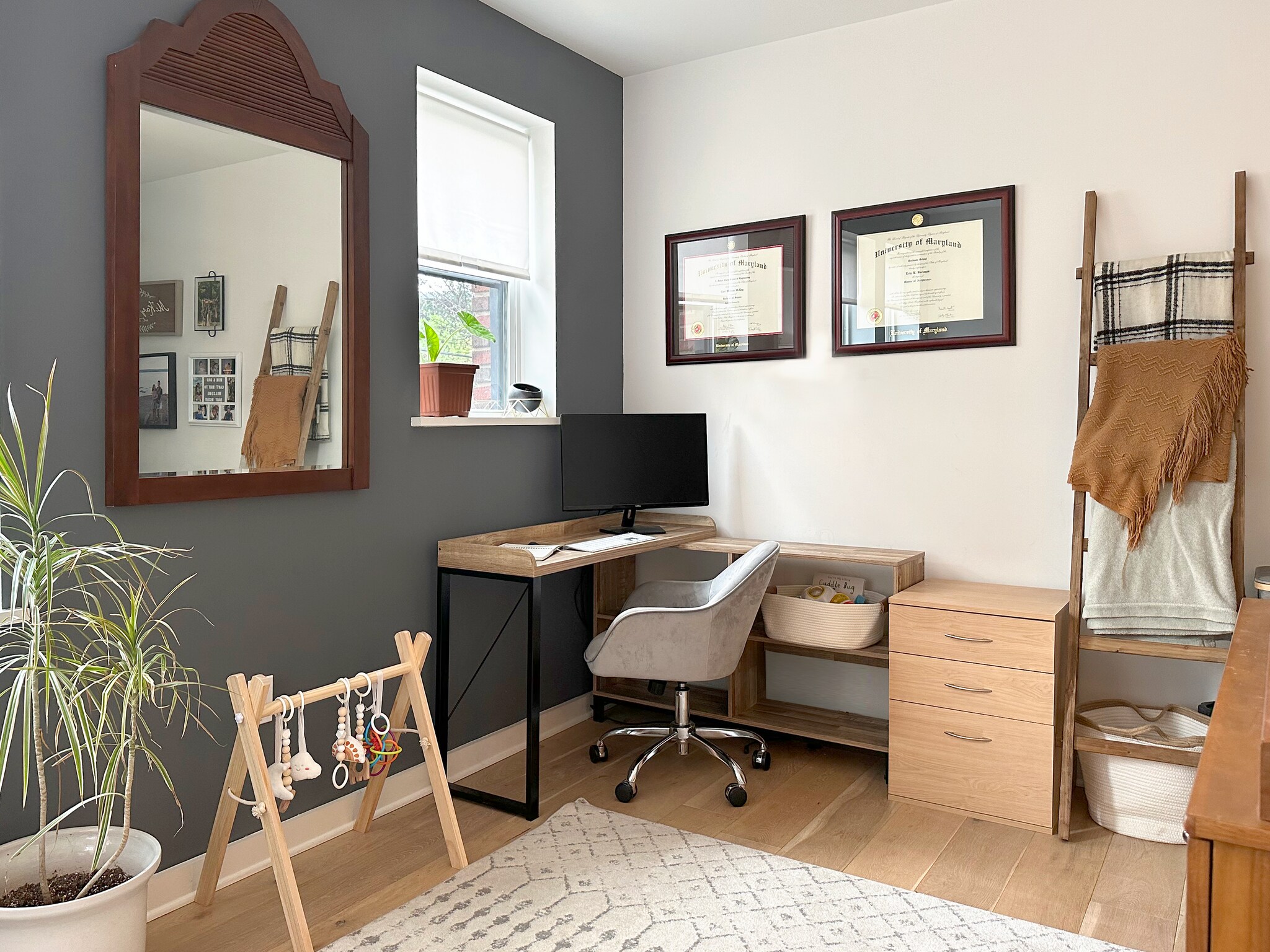 Bedroom - 129 W St NW
