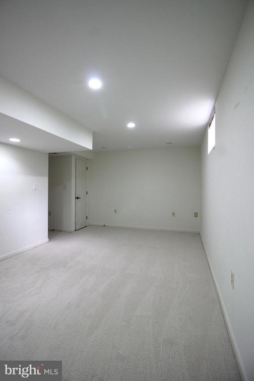 Building Photo - 14015 Wood Rock Way