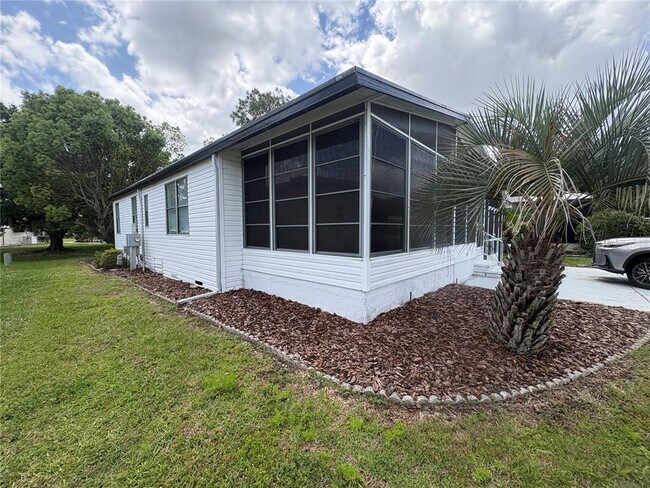 Building Photo - 2132 Sabal Palm Dr