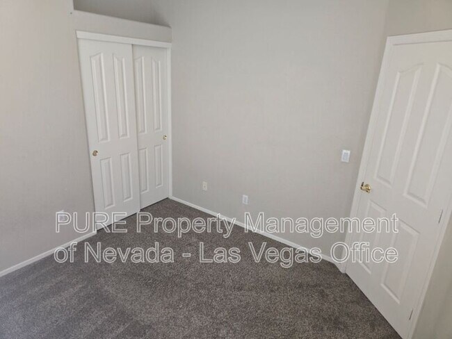 Building Photo - 7857 W March Brown Ave