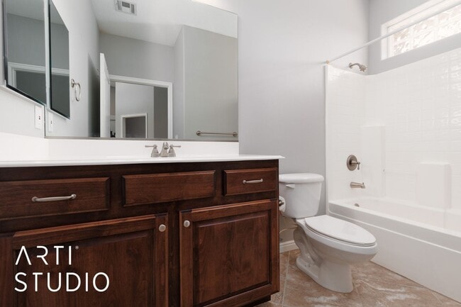 Building Photo - Welcome to your dream home located in the ...