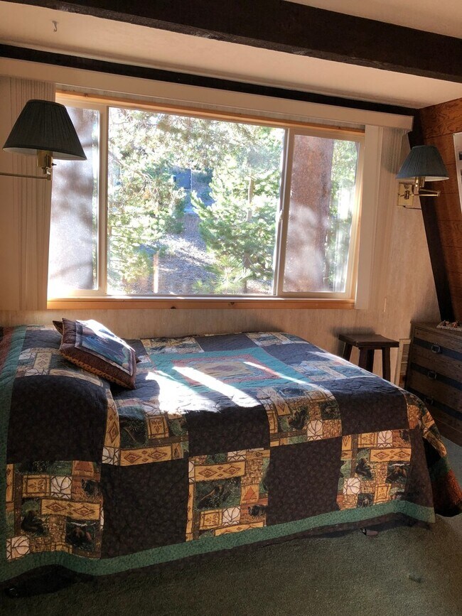 Building Photo - Ski Lease in Tahoe Donner- $2700 per month...