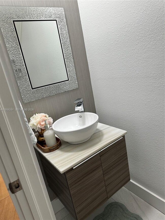 Building Photo - 8548 SW 166th Pl