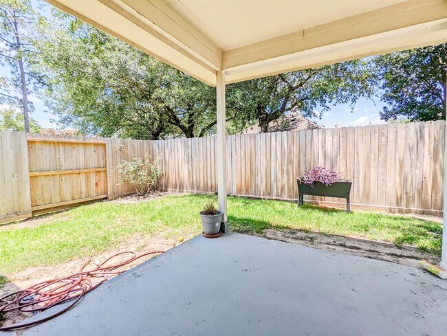 Building Photo - 6810 Summer Bridge Ln