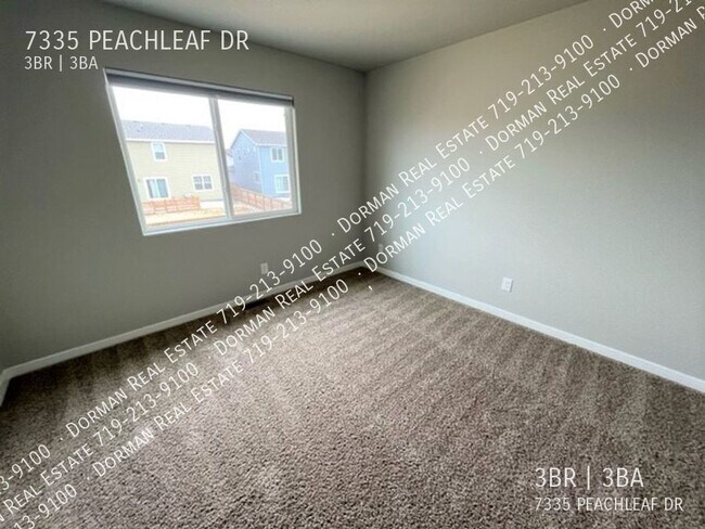 Building Photo - 7335 Peachleaf Dr