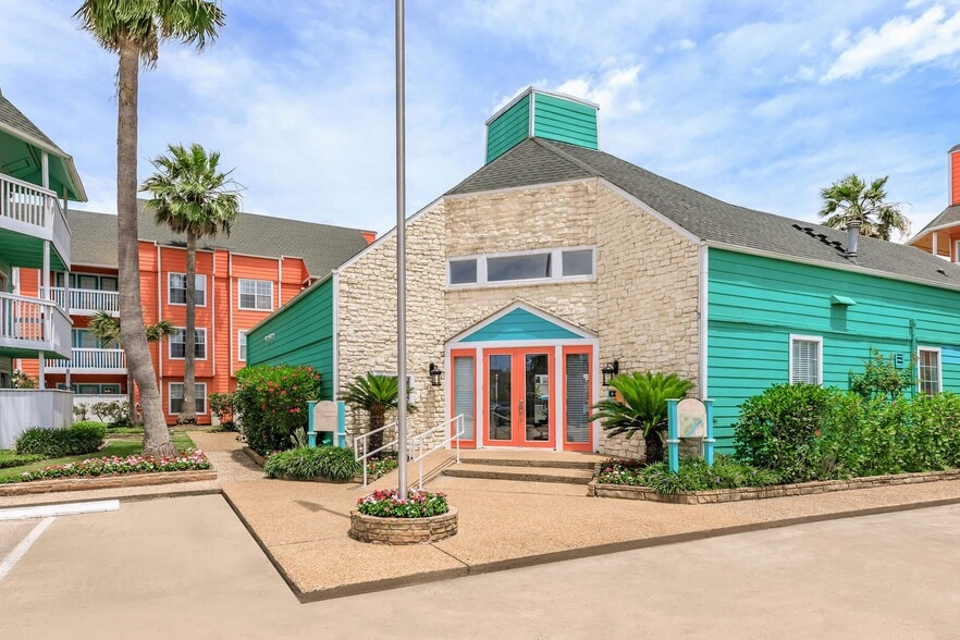 Building Photo - Residence at West Beach