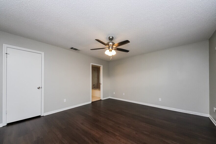 Building Photo - 12618 Oldcastle Dr