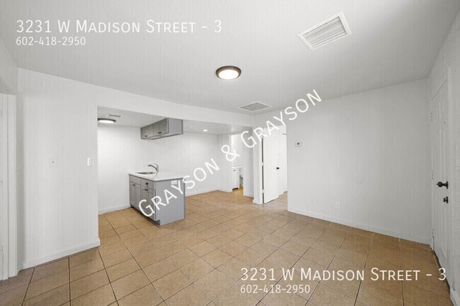 Building Photo - 3231 W Madison St