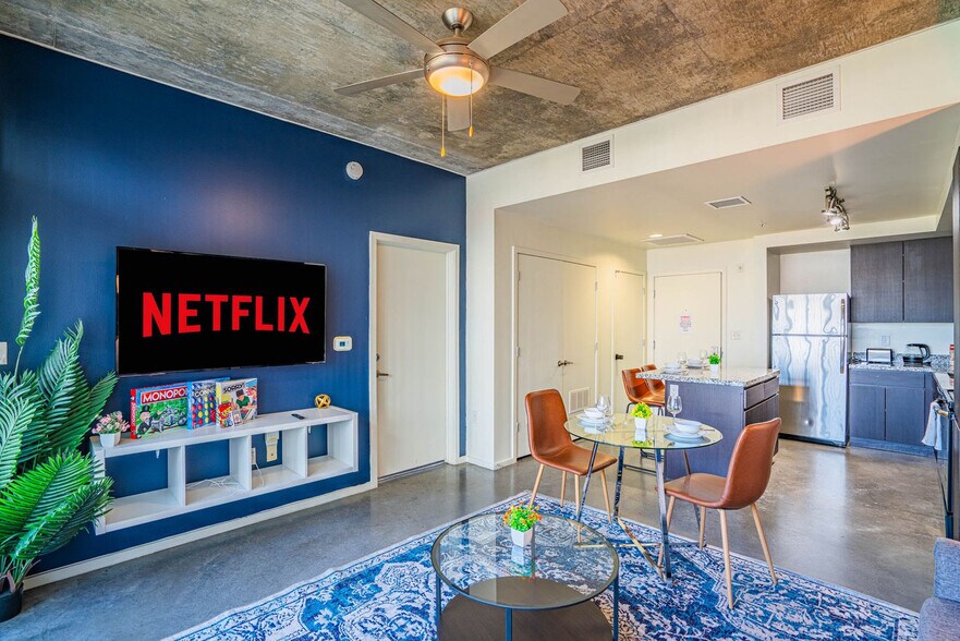 Building Photo - 810 N 4th St