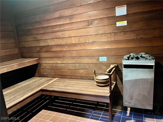 Building Photo - 6920 Huntington Lakes Cir