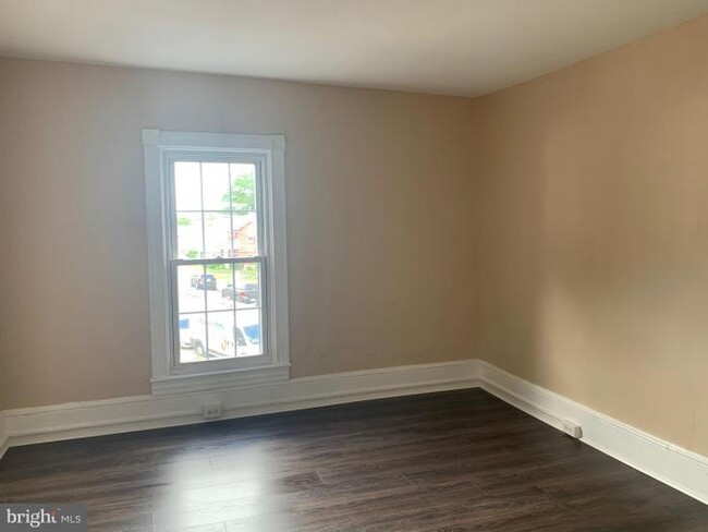 Building Photo - 3 bedroom in Adamstown PA 19501