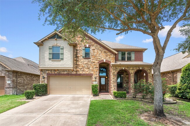 Building Photo - 11119 Hayden Falls Dr
