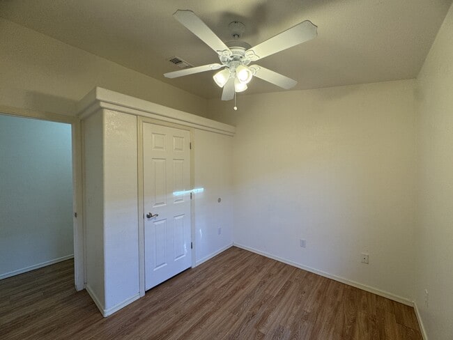 Building Photo - 2728 Southern Ave