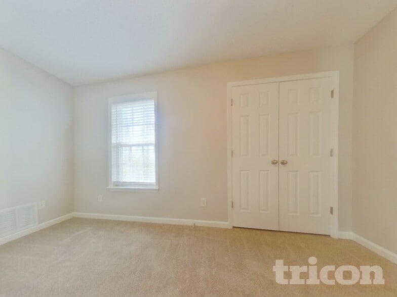 Building Photo - 4047 Heritage Crossing Point SW