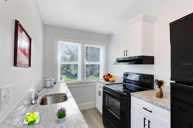 Building Photo - 812 Pennsylvania Ave