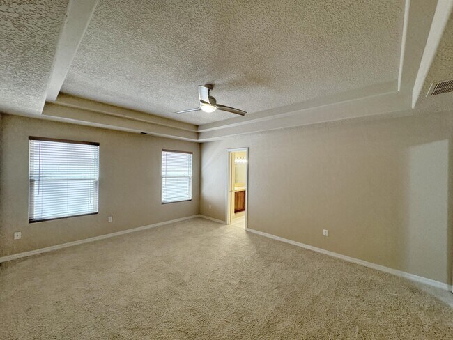 Building Photo - 4319 Summer Hill Ln NW
