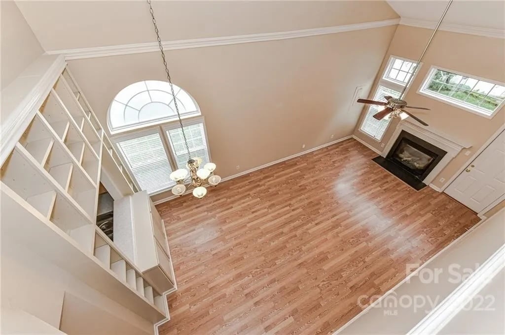 Living Room - 5072 Parkview Way