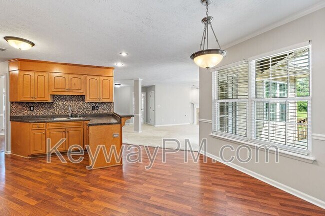 Building Photo - 845 Prairie Ln