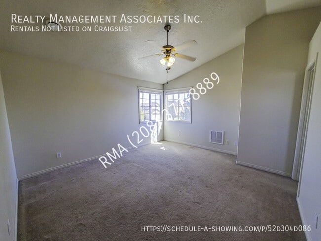 Building Photo - 17659 Monarch Way