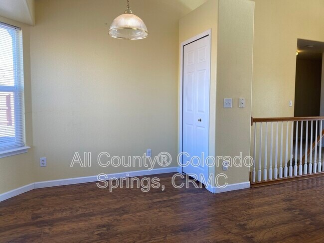 Building Photo - 8482 Crossfire Ct