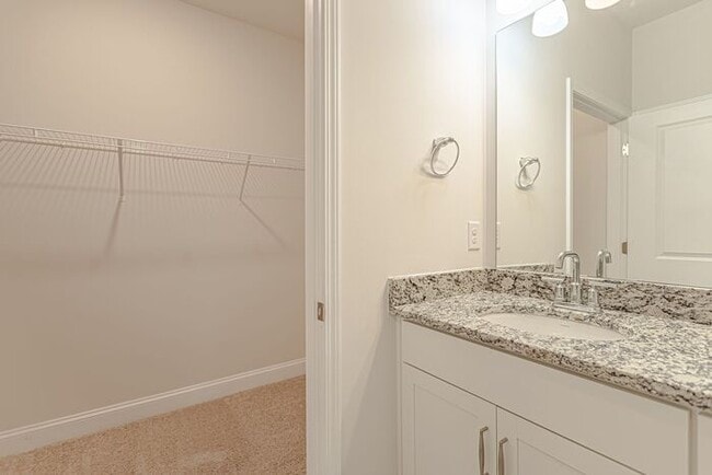 Building Photo - Townhome in Popular Sudduth Farms in Greer...