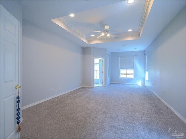 Building Photo - 4986 Vizcaya Dr