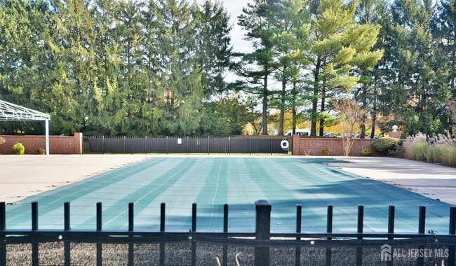 Building Photo - 25 Goodwin Dr