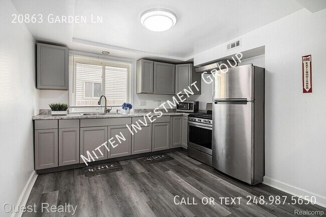 Building Photo - 20863 Garden Ln