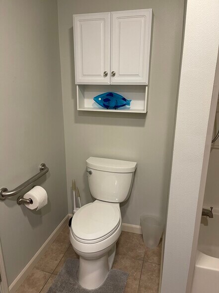 Building Photo - 400 N Richmond St