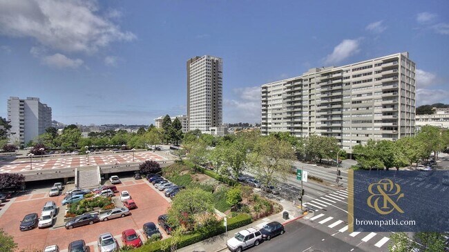 Building Photo - 1200 Gough St