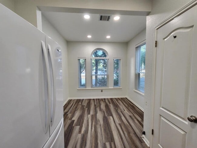 Building Photo - 15800 Opal Fire Dr