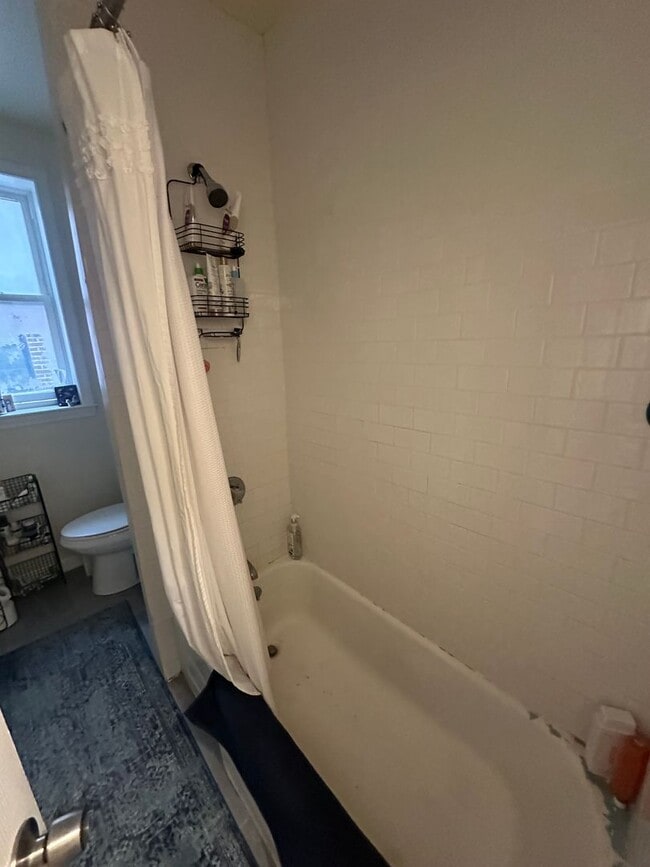 Building Photo - 1 Aberdeen St