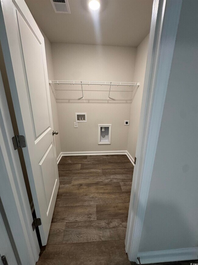 Building Photo - 403 Acosta Cir